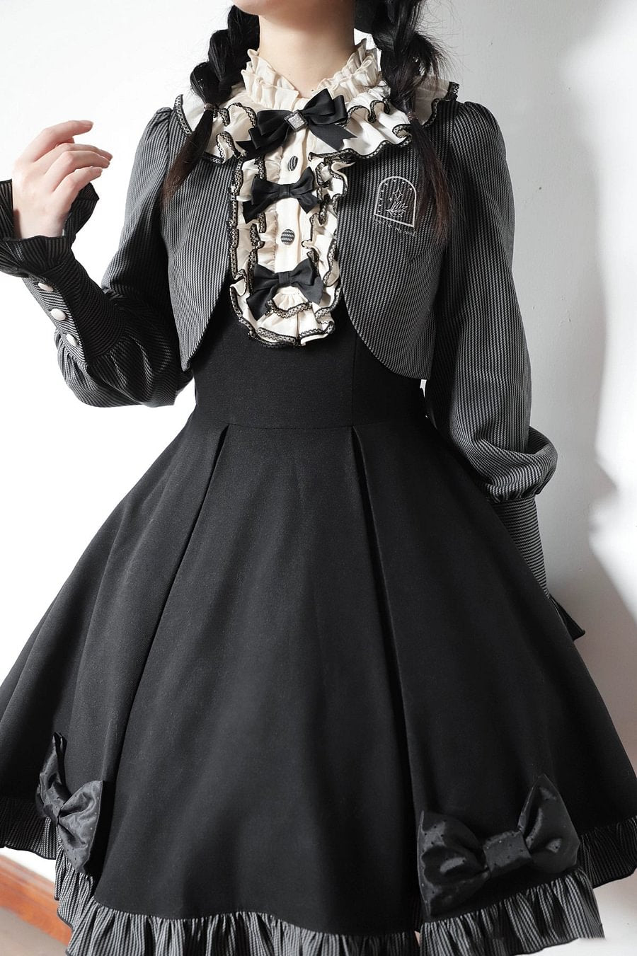 Black Classic Light Lolita Dress Ruffle Bowknot Long Sleeve OP