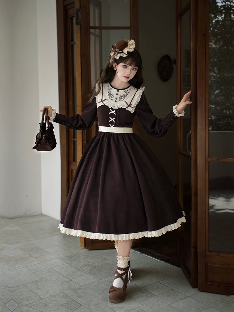 Classic Black Bouquet Autumn/Winter Embroidered Lolita Dress