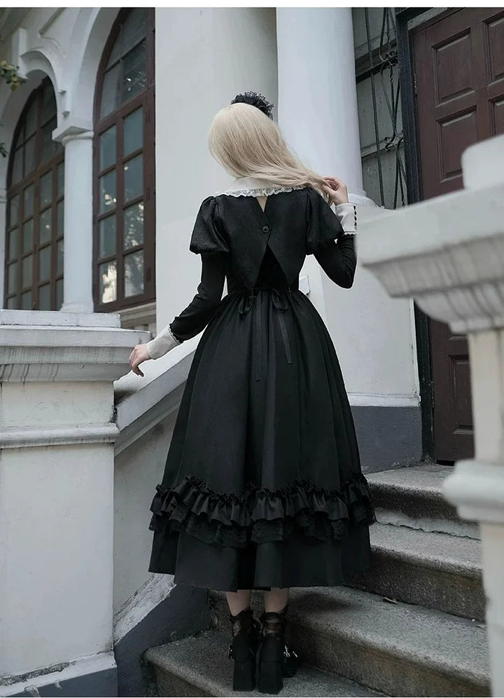 Classic Black Gothic Lolita Long Dresses in Autumn Elegant Maxi Dress JSK Coat