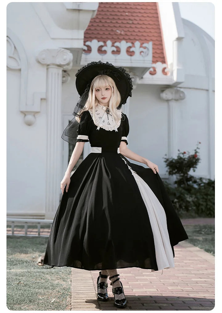 Classic Goth Black and White Dress Embroider False Collar Elegant Lolita Short-sleeved Dress