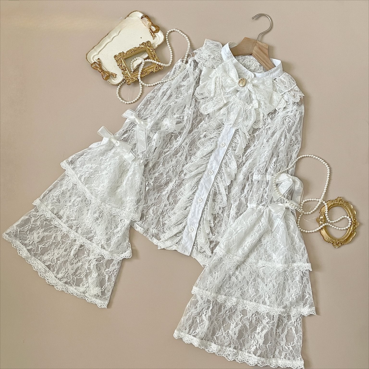 Classic Vintage Gorgeous Antique Sleeve Blouse Shirt