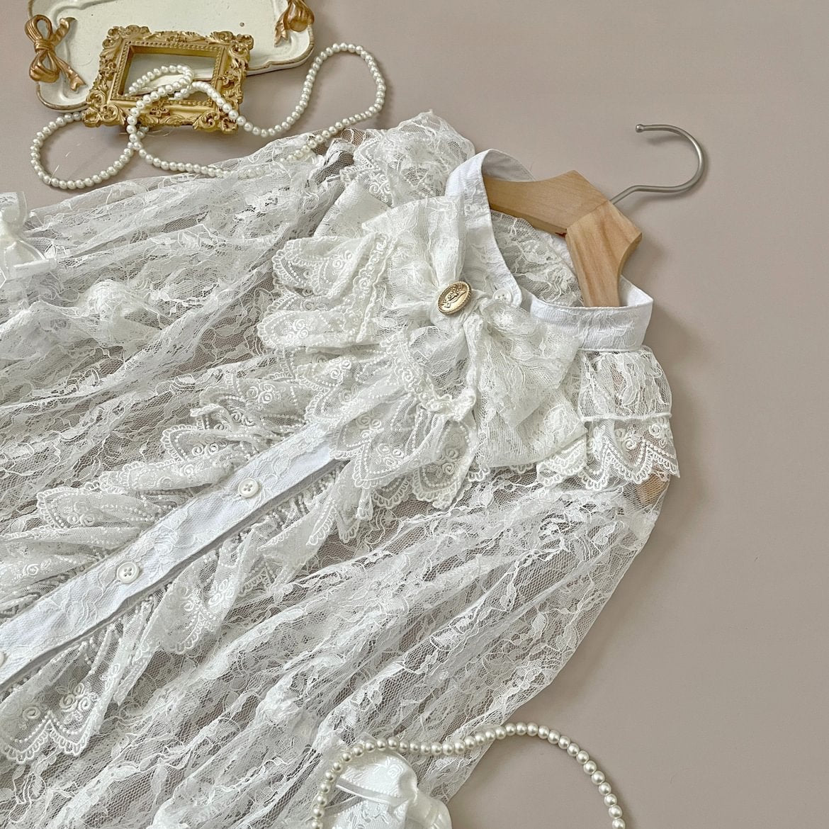 Classic Vintage Gorgeous Antique Sleeve Blouse Shirt