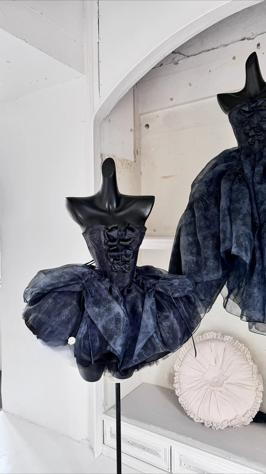 Gothic Ink Painting Gray Lolita Dress Yarn Gauze Short Skirt