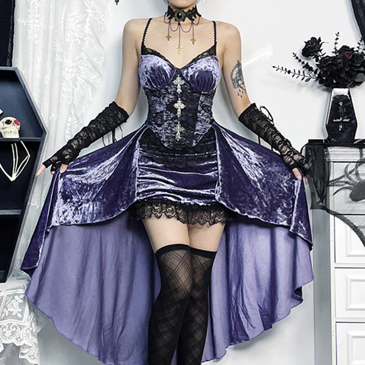 The Gothic Purple Velvet Corset Dress Set is designed to embody dramatic elegance and dark romance. The rich velvet fabric paired with a structured corset enhances a graceful silhouette, while the high-low hemline adds a modern, flowing touch. Delicate lace trim and the matching black lace bolero create layers of sophistication and mystery. Perfect for gothic events, evening gatherings, or stage performances, this set captures the allure of vintage refinement with a bold, enchanting spirit.