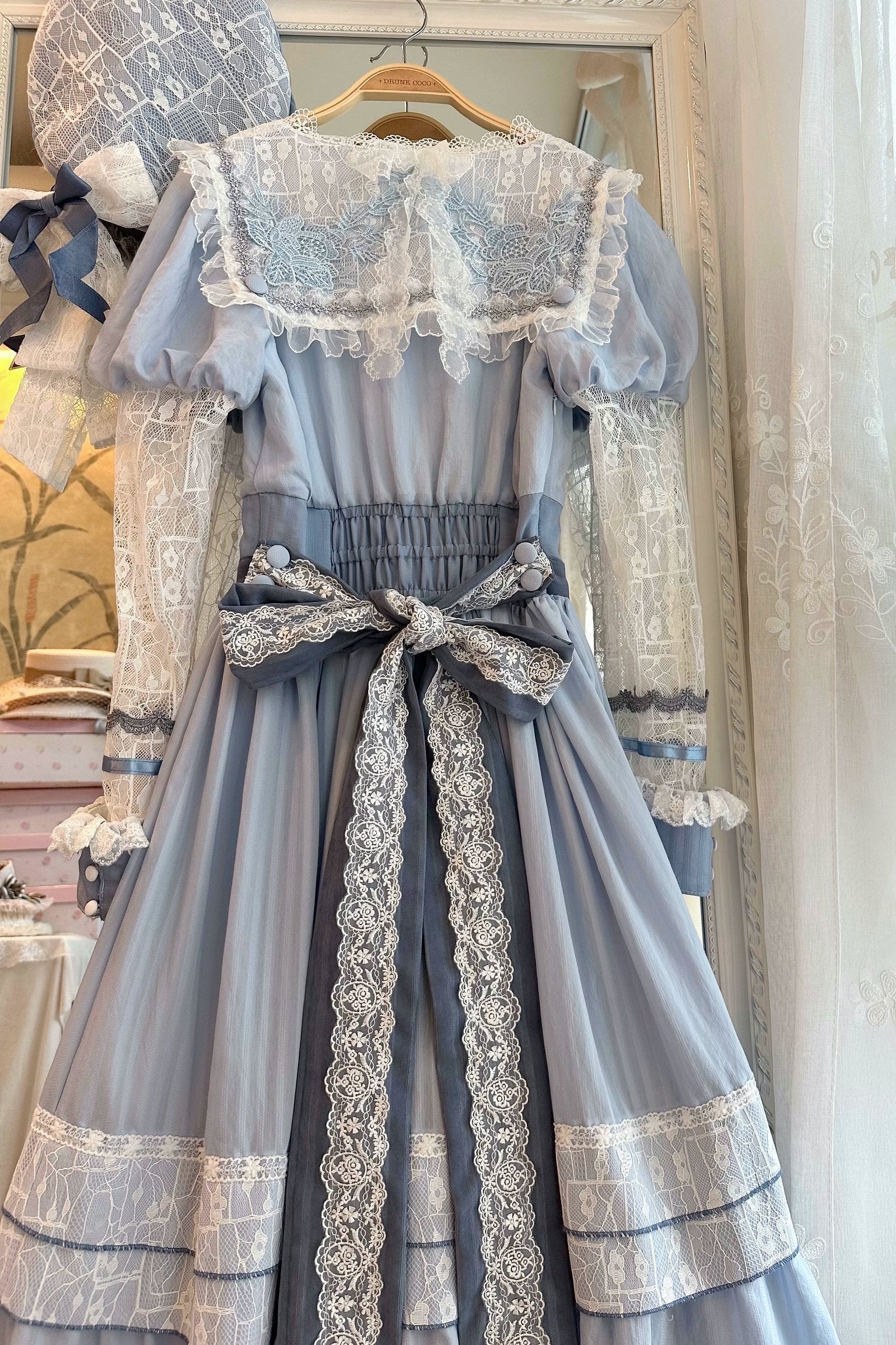 Hime Lolita Blue Short Sleeve Lace Neck Lolita Dress OP Daily Party Lolita Voyage