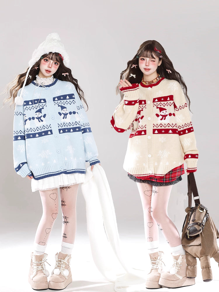 This unique cream and blue cardigan features a charming snowman Fair Isle pattern, blending whimsical holiday spirit with coziness. The relaxed open-front design offers effortless layering versatility. Crafted from soft, premium knit, it provides luxurious comfort for seasonal gatherings or casual wear. A perfect fusion of nostalgic craftsmanship and contemporary comfort for those seeking understated yet distinctive holiday style.