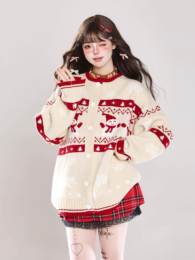 This unique cream and blue cardigan features a charming snowman Fair Isle pattern, blending whimsical holiday spirit with coziness. The relaxed open-front design offers effortless layering versatility. Crafted from soft, premium knit, it provides luxurious comfort for seasonal gatherings or casual wear. A perfect fusion of nostalgic craftsmanship and contemporary comfort for those seeking understated yet distinctive holiday style.