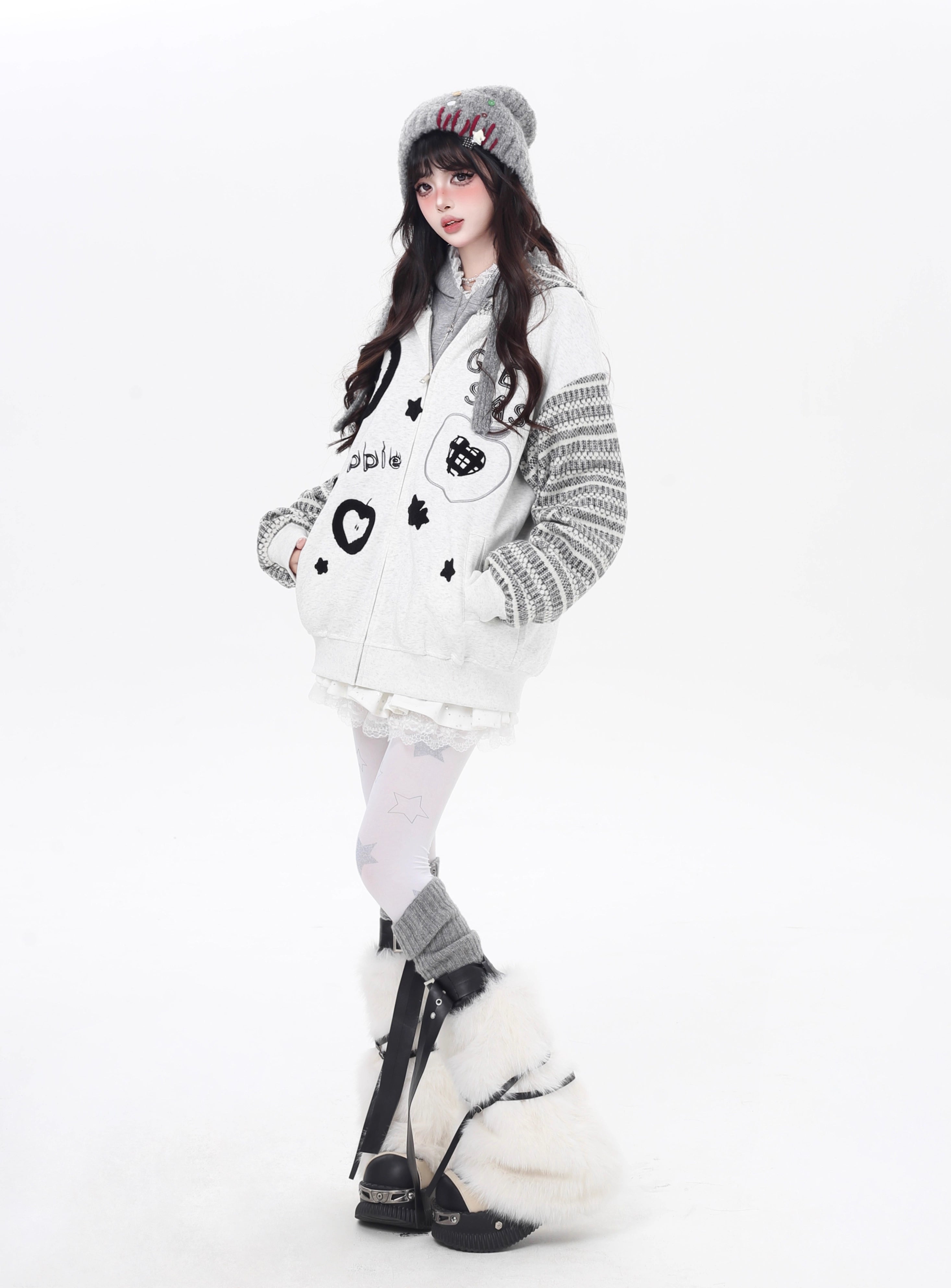 Inspired by quirky American desserts and urban street culture, this hoodie combines bold stripe contrast with detailed embroidery for a fun, laid-back vibe. The loose fit and soft fabric ensure all-day comfort, while the black and grey palette keeps it effortlessly cool. Sweet, edgy, and uniquely stylish.