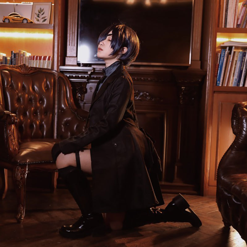 Ouji Fashion Gothic Lolita  Aristocrat  Set Black Tailcoat with Vest Shorts Black Butler