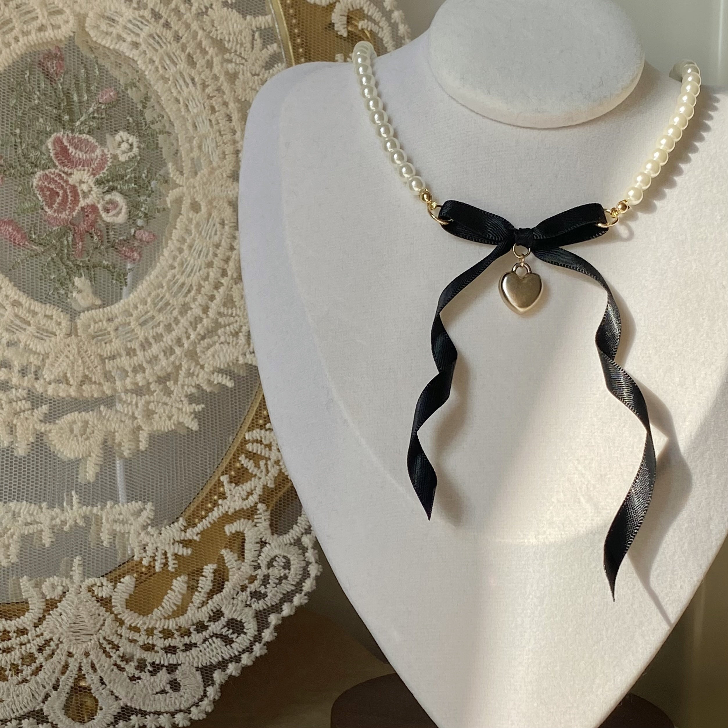 Pearl Butterfly Ribbon Red Exquisite Vintage Love Christmas New Year Necklace