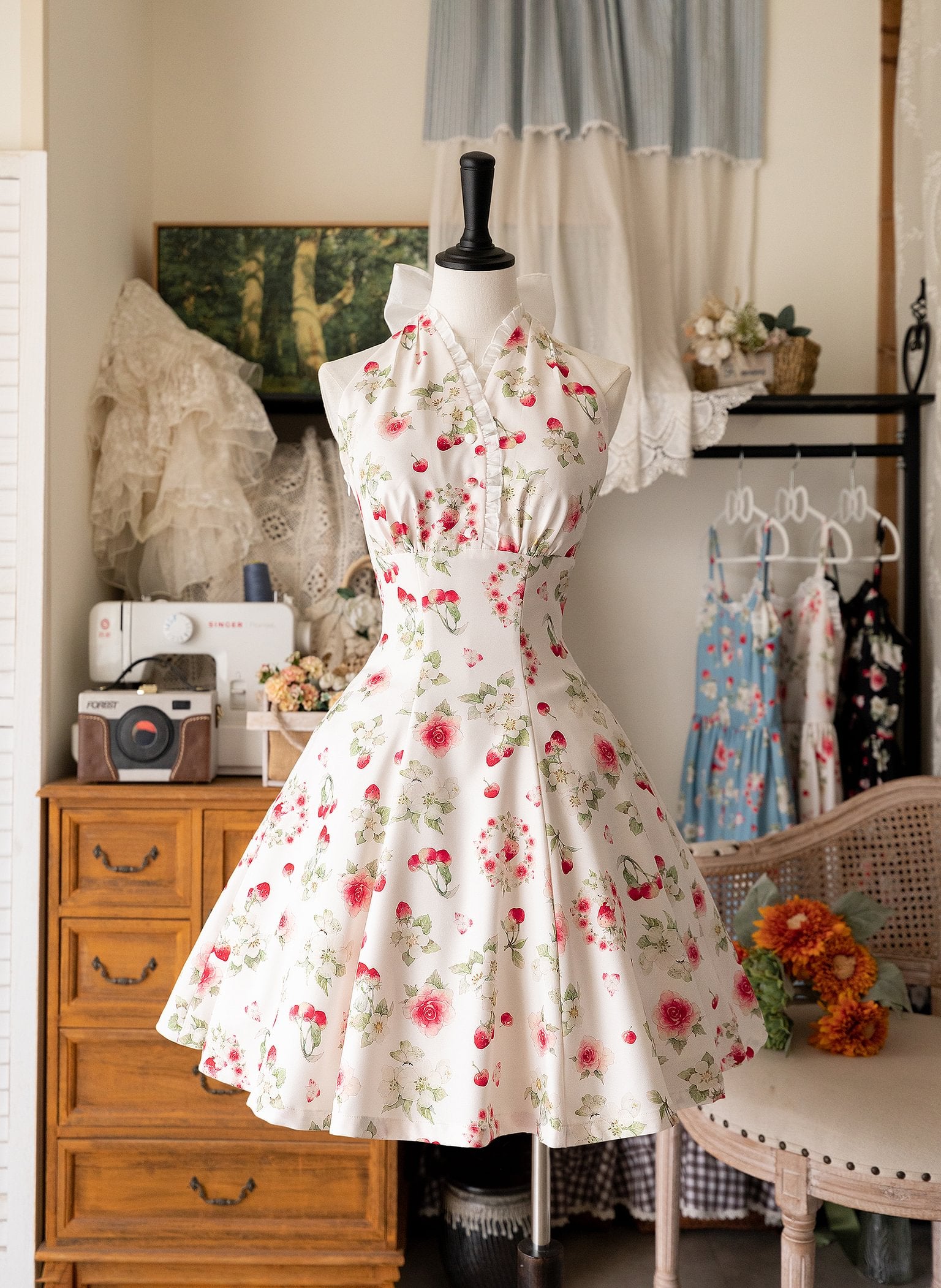 Qi Lolita Classic Vintage Spring and Summer Elegant Polka Dot Sleeveless Dress Lolita