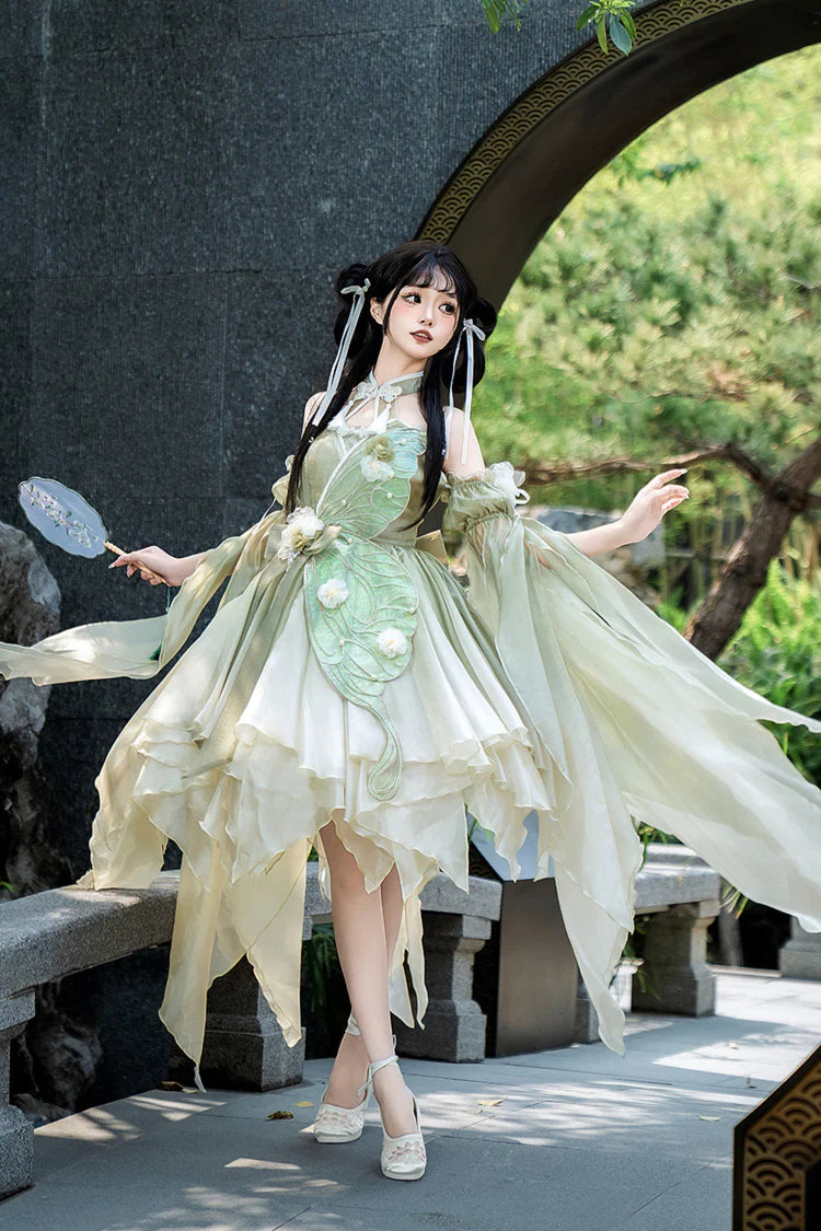 "Silk and Poetry" — This dress draws inspiration from the graceful fusion of 1930s Shanghai art deco elegance and the untamed beauty of Jiangnan landscapes. The halter neckline echoes the minimalist charm of vintage cheongsam, while asymmetrical ruffles emulate the organic flow of lotus leaves on water—blending structured tradition with whimsical movement.