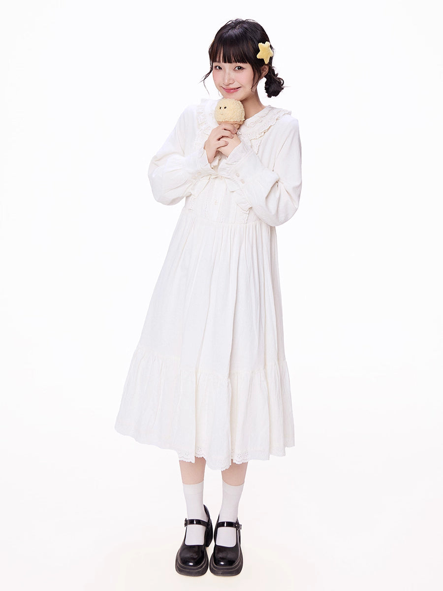 Design Concept:
This Sweet Lolita dress in pristine white features an elegant jacquard pattern and a charming ribbon bow tie at the waist. The loose, comfortable fit and long sleeves make it perfect for cooler autumn and winter days, while the playful details add a youthful, cute touch. Ideal for daily wear, tea parties, or casual gatherings, this dress effortlessly combines comfort with classic Lolita charm.