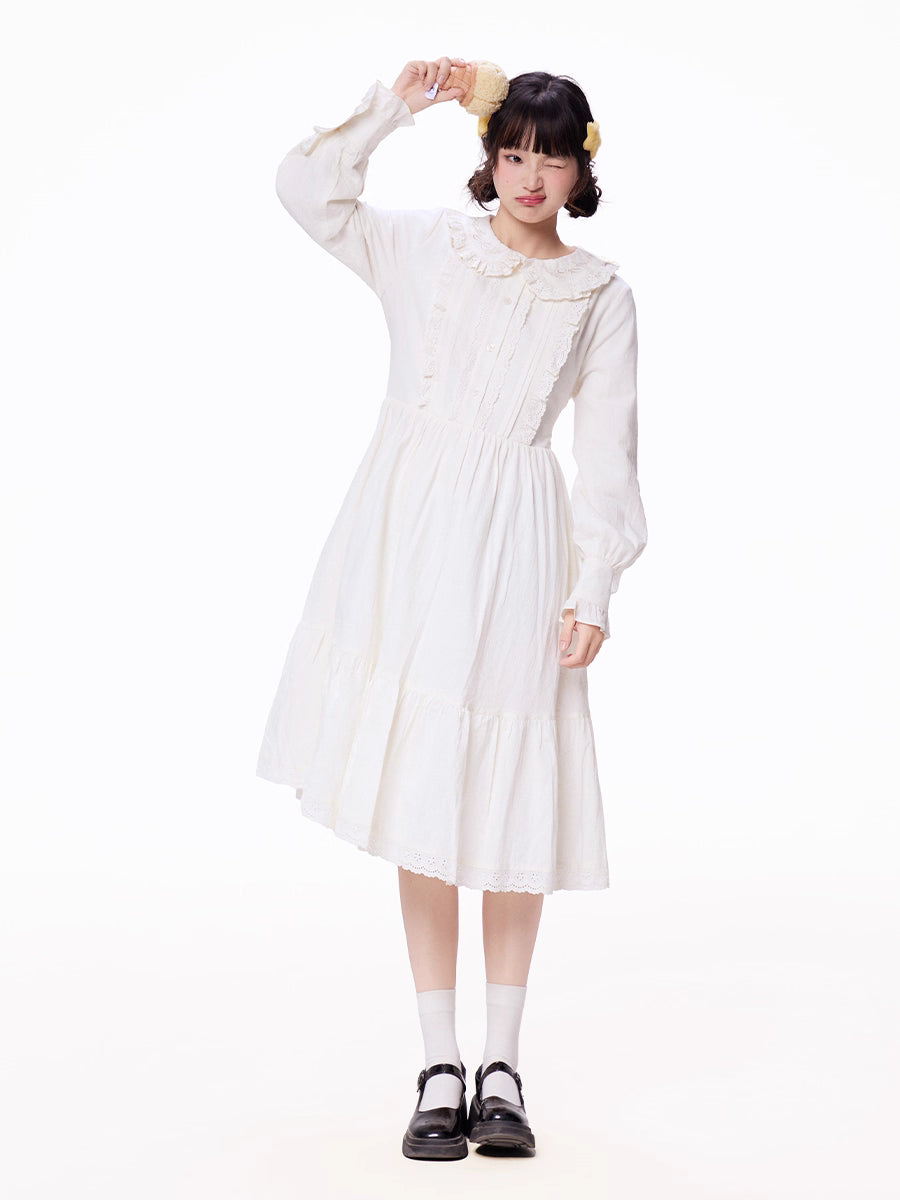 Design Concept:
This Sweet Lolita dress in pristine white features an elegant jacquard pattern and a charming ribbon bow tie at the waist. The loose, comfortable fit and long sleeves make it perfect for cooler autumn and winter days, while the playful details add a youthful, cute touch. Ideal for daily wear, tea parties, or casual gatherings, this dress effortlessly combines comfort with classic Lolita charm.
