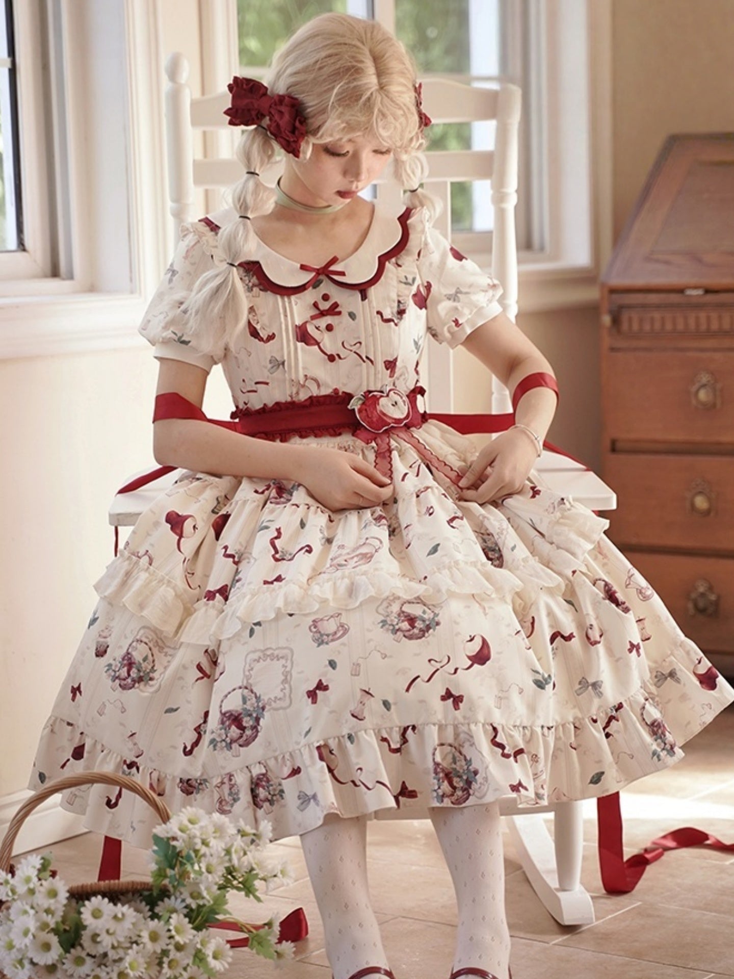Sweet Lolita Cream White Strawberry Idyllic Printed Short Sleeved Ruffle Dress One Piece