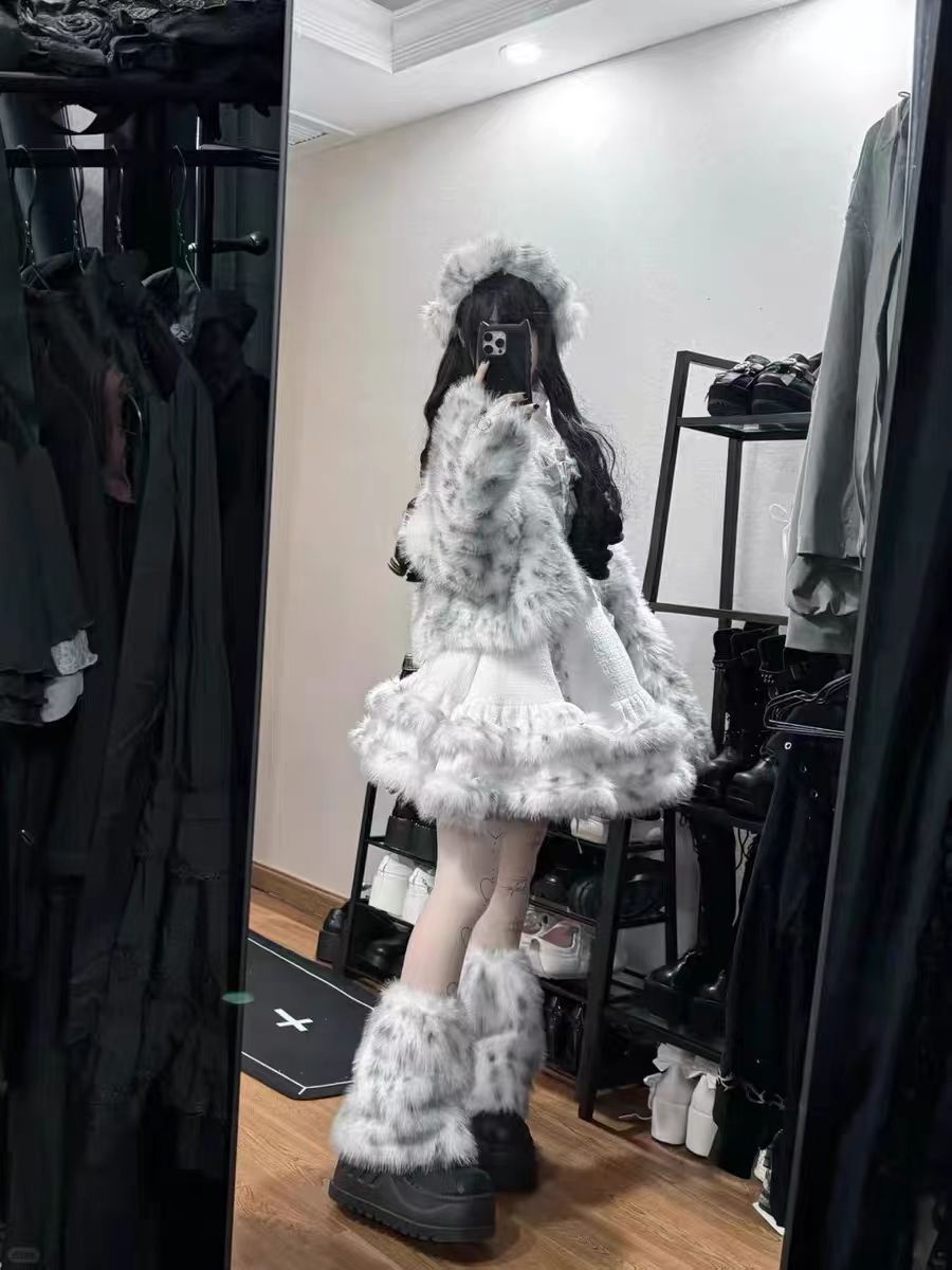 Sweet Lolita Winter Outfit Fluffy Warm Coat with Puffy Dress Skirt