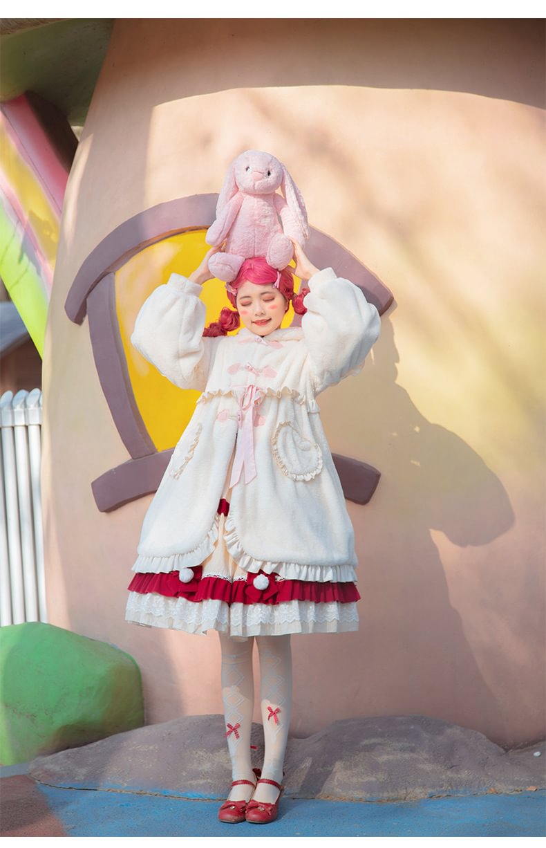 Sweet and Cute Lolita Coat Autumn and Winter Thickened Plush Christmas Lolita Cape