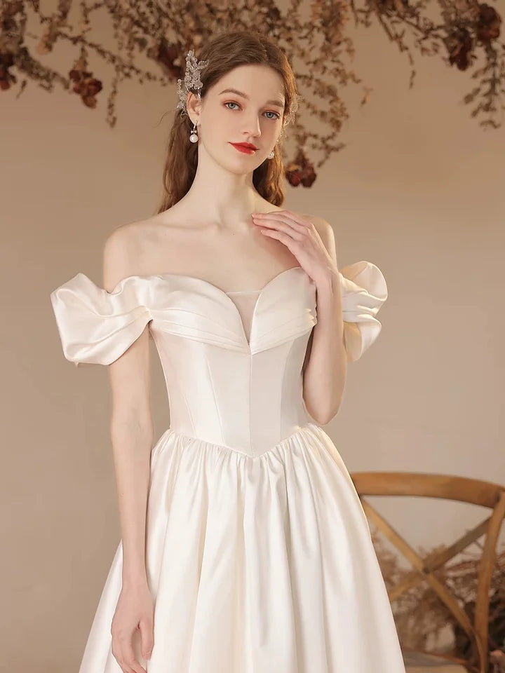 White Satin One Shoulder Wedding Dress Elegant Bridal Ball Gown Princess Dresses