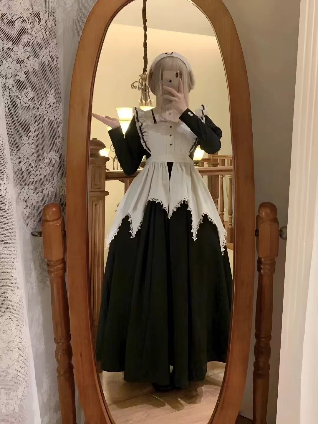 Design Concept:
This Gothic Lolita black nun style maid outfit combines dark elegance with cosplay charm, featuring puff sleeves for a dramatic effect. Product Details: The set includes an apron and a long sleeve dress, creating a complete ensemble perfect for cosplay, themed events, or Halloween occasions.