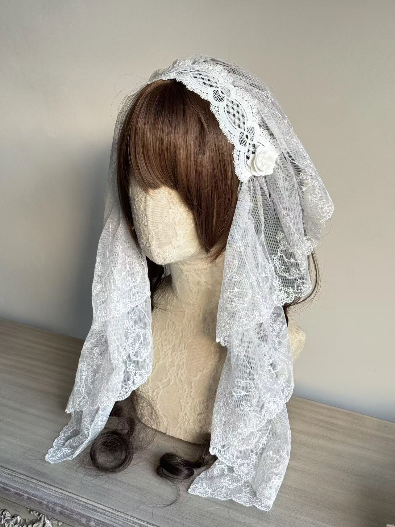 Design Concept:
This Lolita hair accessories collection features three elegant headbands crafted with gothic lace and delicate veil details, offering a charming subculture style. The set includes three variations—black and white, pure black, and pure white—each designed to add a refined and unique touch to Lolita outfits or cosplay looks.