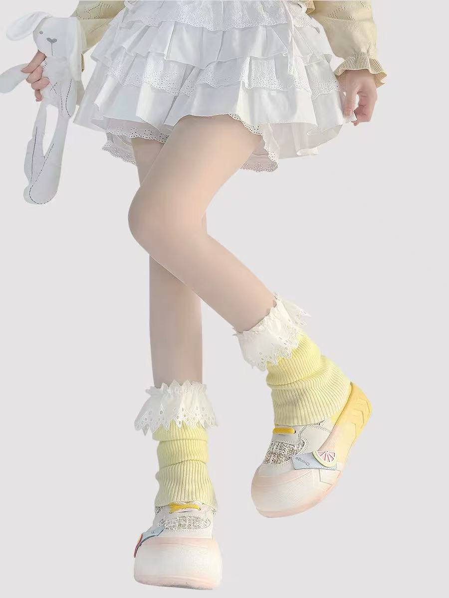 Design Concept:
These Lolita stockings feature a light and breathable thin design, perfect for creating a soft Japanese-inspired cute look. The layered slouch style with delicate lace details adds a playful and elegant touch to any Lolita outfit. With a mid-calf length of about 30cm, they are comfortable for daily wear and easy to style across seasons. Available in five colors: cream yellow, red, black, light blue, and white.