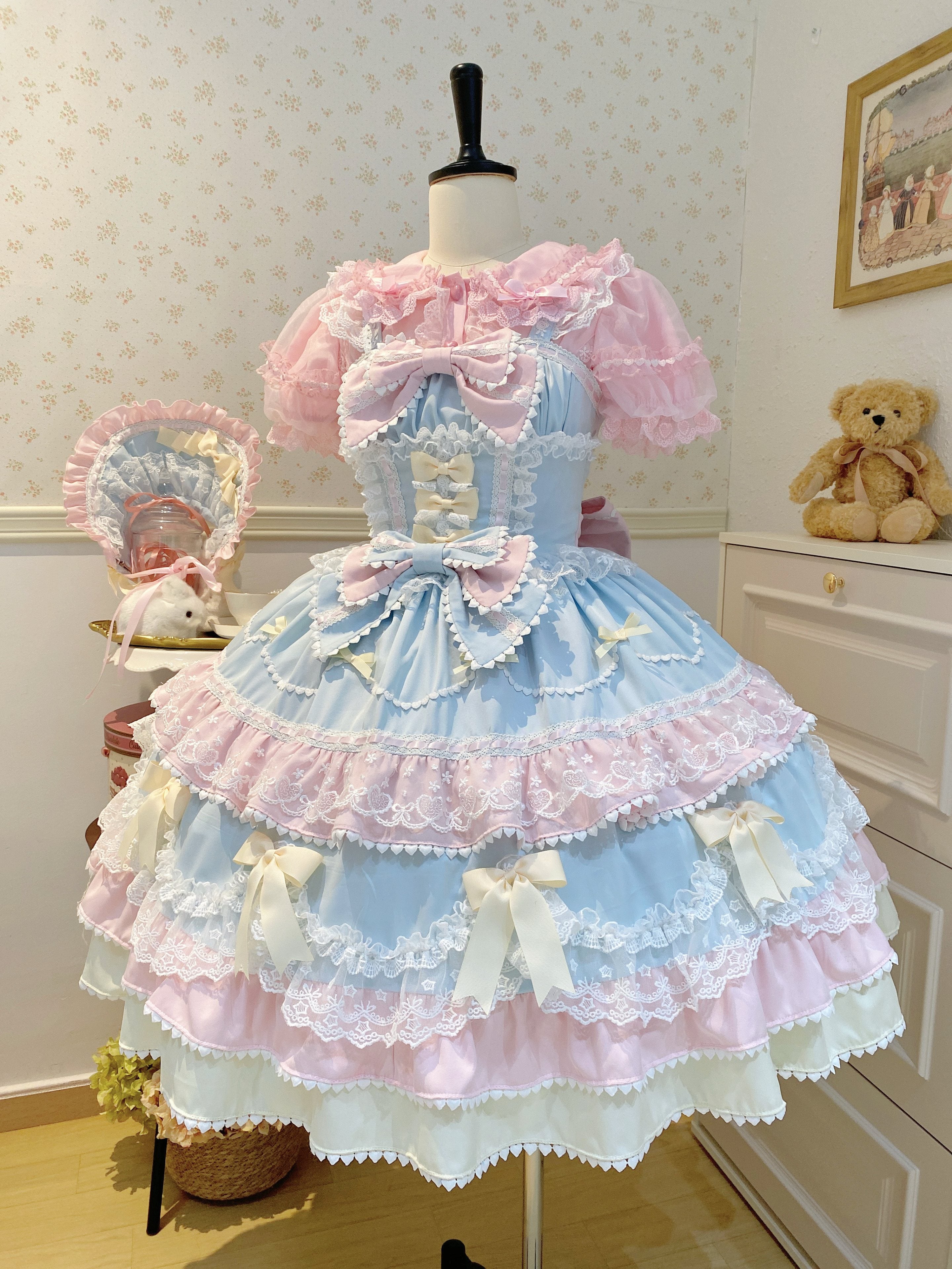 Sweet Hime Lolita Tea Party Fashion Cake Dress Pink Blue Bow Layer Lace Trimmed Lolita Dress