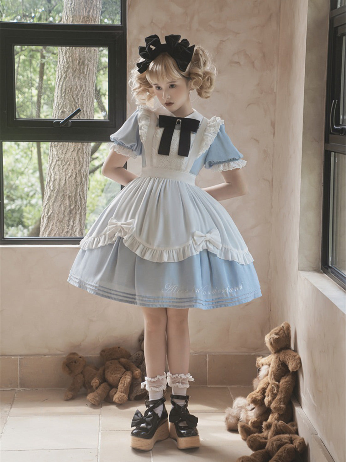 Sweet Lolita Alice-themed Ruffled Maid Outfit Dress Summer Short Sleeve