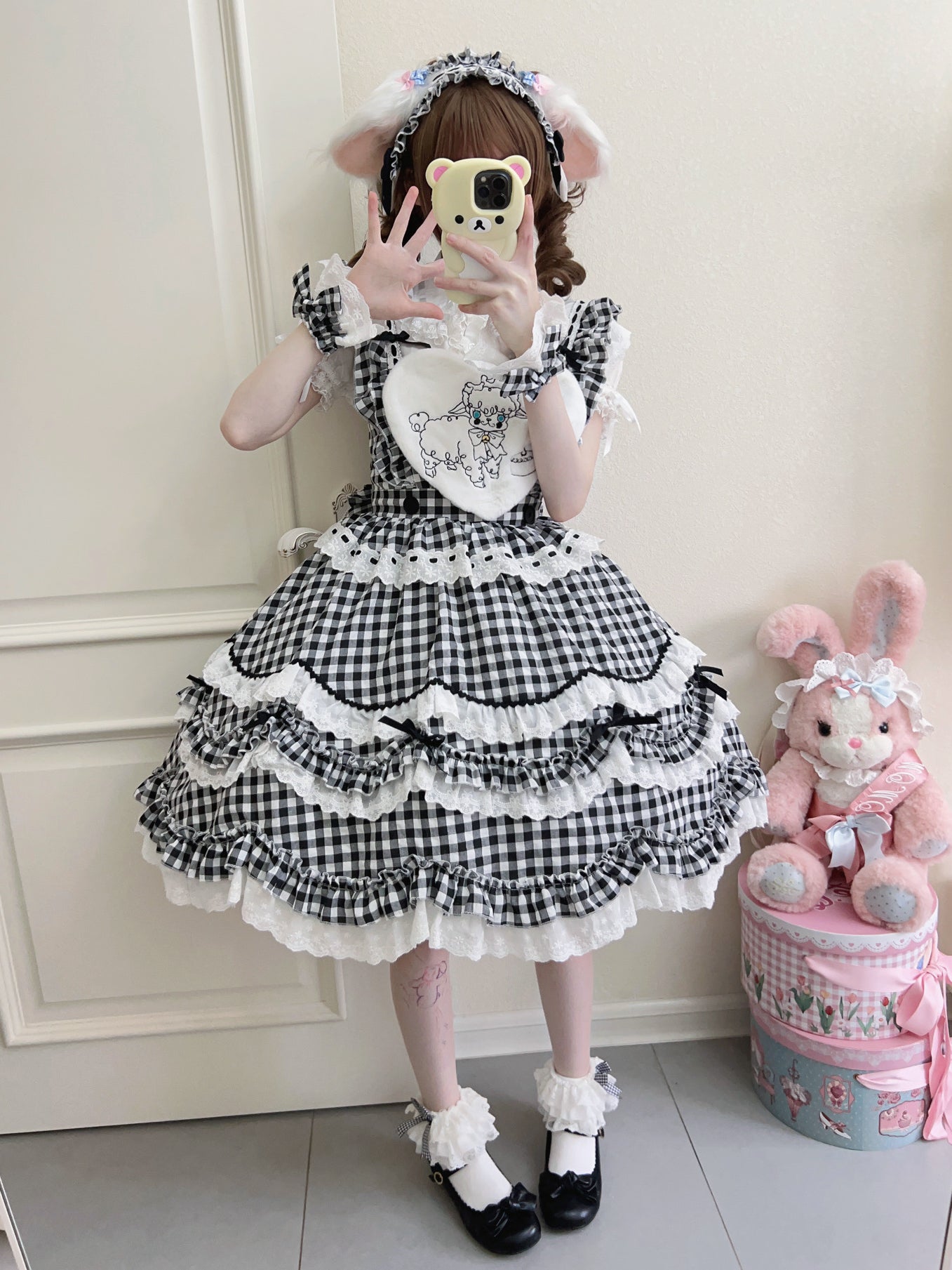 Sweet Lolita Cake Black Ruffled Collar Heart Detail Lolita Dress