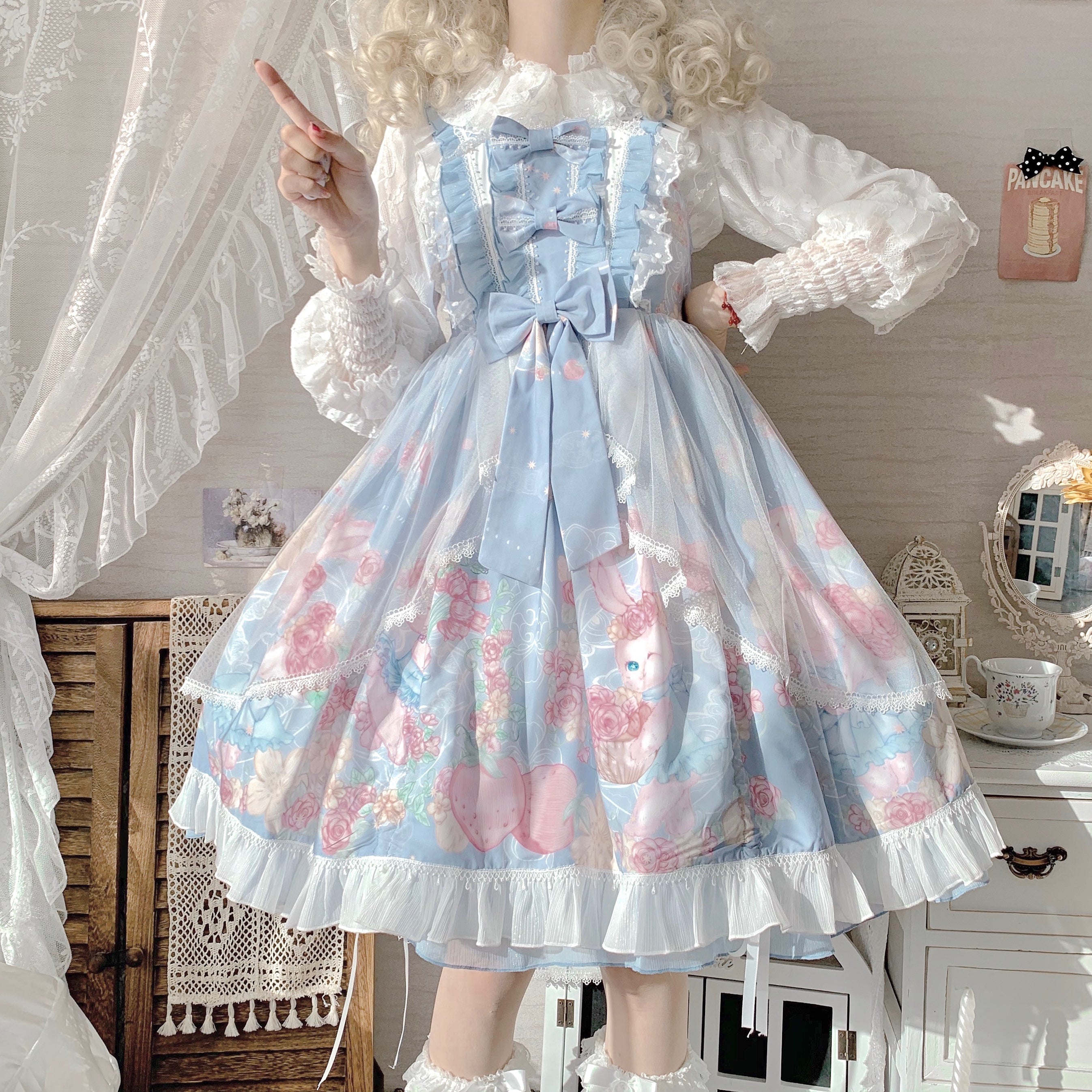 Sweet Lolita Cake Blue Floral Print Bow Layer Lolita Dress