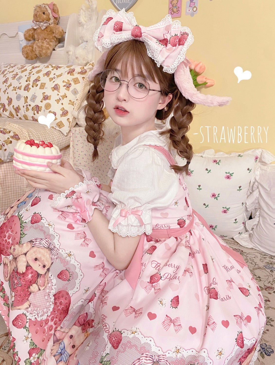 Sweet Lolita Cake Dress Pink Strawberry Teddy Print Ruffled Collar Lolita Dress