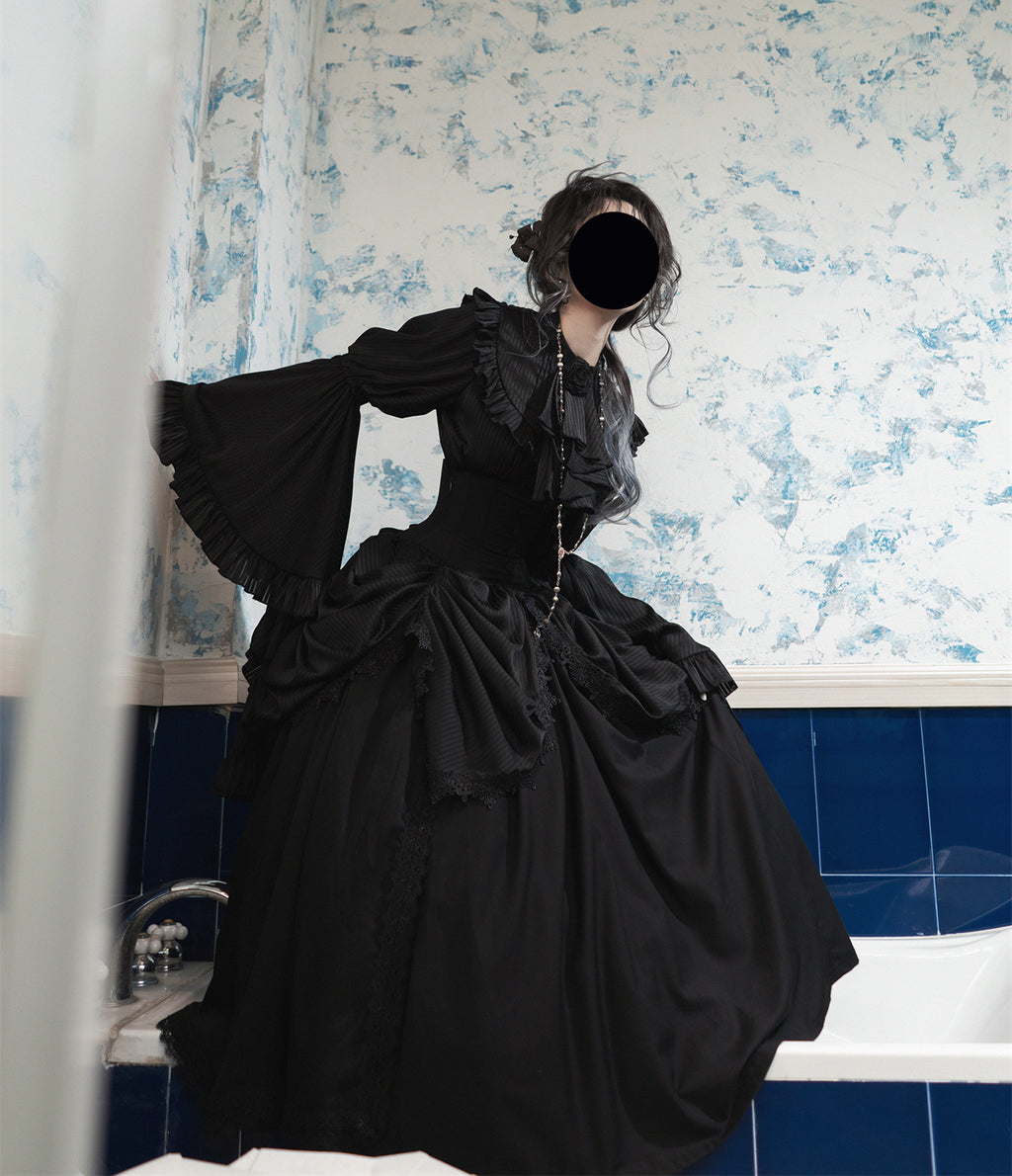 Dark Gothic Lolita with Ruffles Court Style Witch Costume Halloween