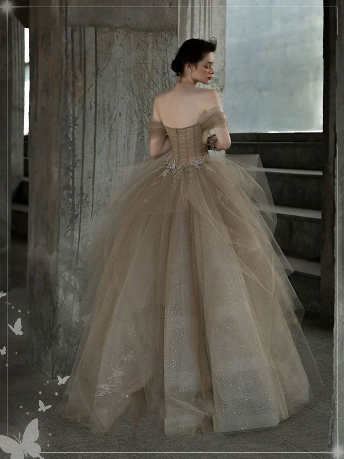 Floor-Length Ball Gown Champagne Glitter Corset Tulle Dress