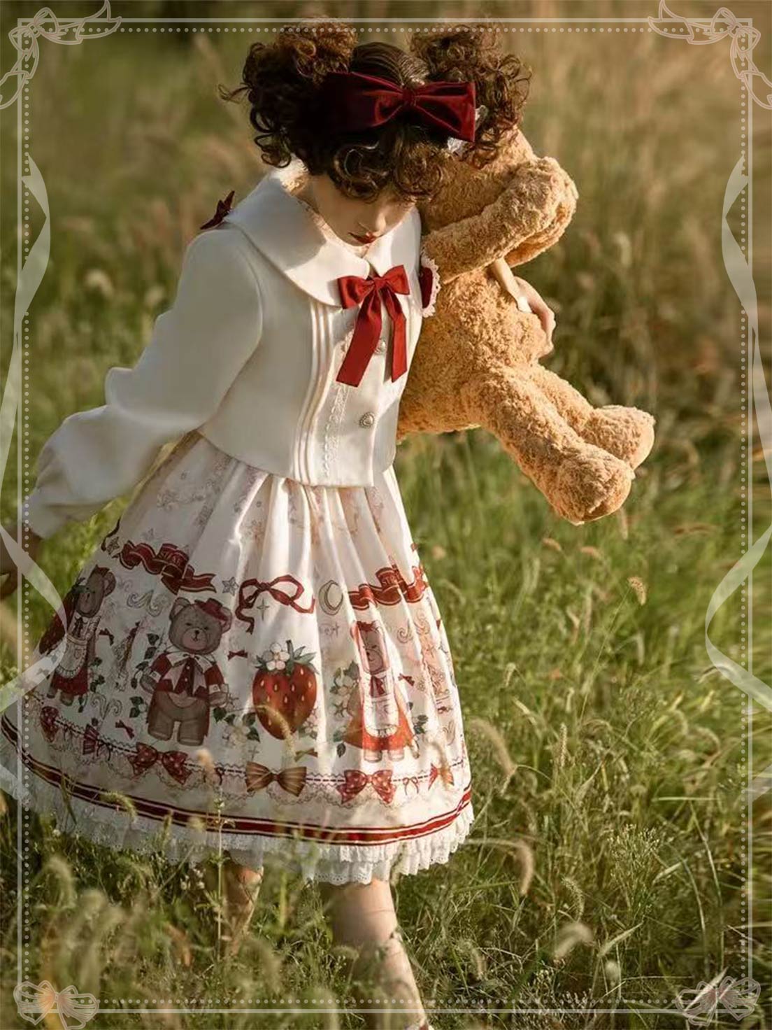 Sweet Lolita Winter Outfit Fluffy Cape Embroidered Bow Cute Two-Piece Dress Set