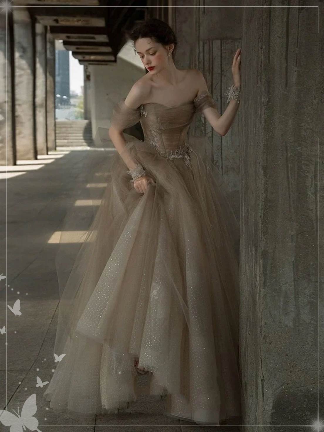 Floor-Length Ball Gown Champagne Glitter Corset Tulle Dress