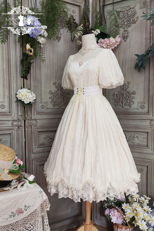 Ivory Elegant Vintage Square Collar Short Sleeves Multi-Layer Ruffled Classic Lolita OP Dress