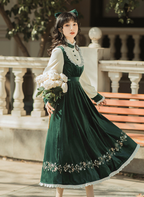 Classic Cintage Court Style Medieval Lolita Velvet Embroider French Princess Dress