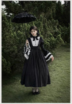 Classic Hepburn Style Black-white Velvet Elegant Long Sleeved Dress Lolita Bow Maxi Dress in Autumn and Winter OP
