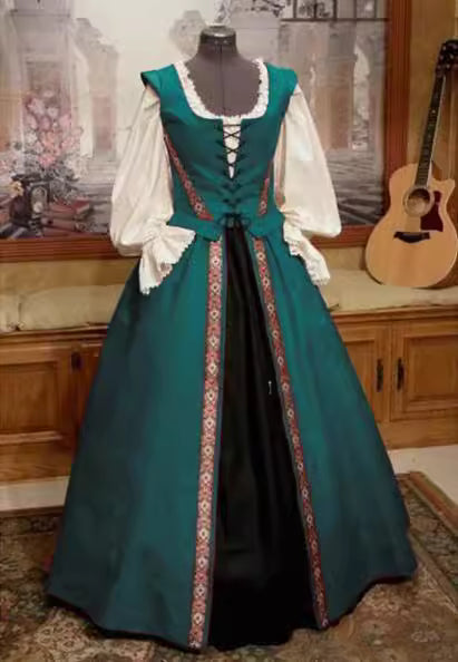 The Classic Lolita Palace Queen Costume highlights the elegance of European royal fashion with a Lolita twist. Featuring refined ruffles, intricate vintage detailing, and a flowing long skirt, it evokes the grandeur of a palace ballroom. Perfect for Halloween, cosplay, or stage performances, this dress embodies regal sophistication and timeless courtly beauty.