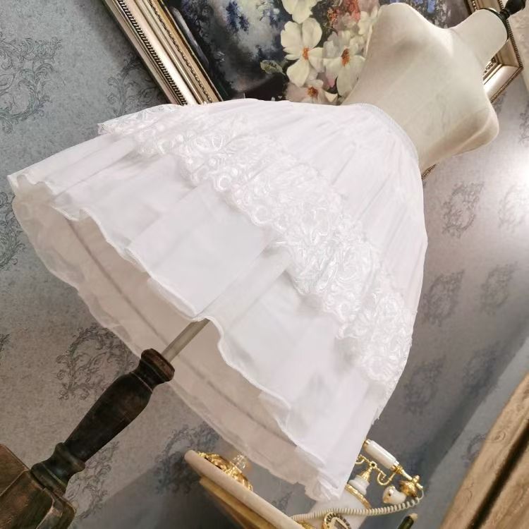 Long Everyday Spreader Poncho Fishbone Spreader White Lolita Petticoat