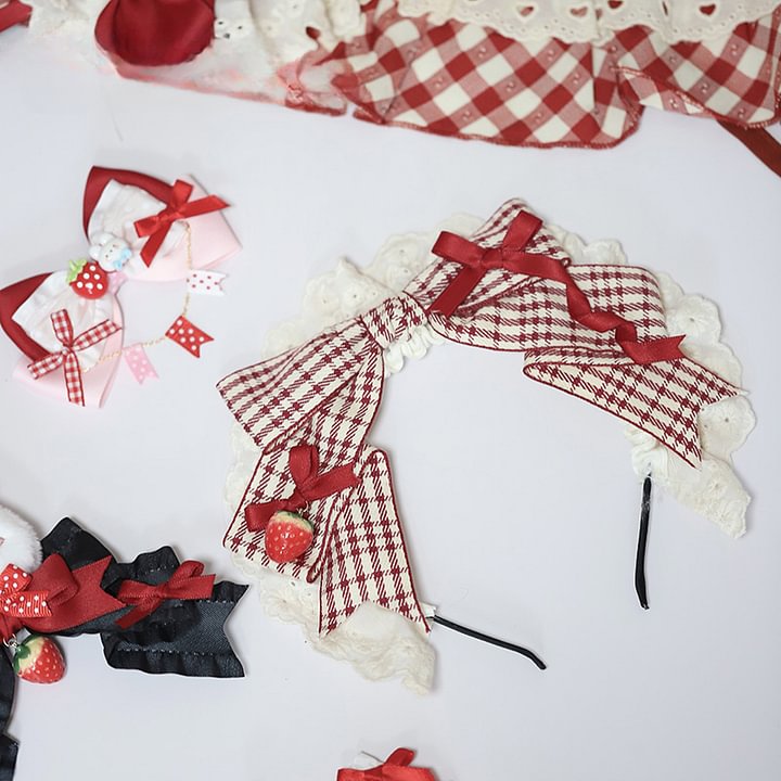 Lolita Hair Accessories  Exquisite Strawberry Handmade Hairpin with Lolita Accessories
