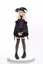 Design Concept:
This Gothic Lolita dress set in purple and black features a halter neck design and a short, flared skirt, perfectly capturing the dark, mystical aesthetic of a young witch. The set includes top, skirt, sleeves, and hat, creating a complete ensemble for a striking Gothic look. Ideal for cosplay events, Halloween, or themed gatherings. If you need matching outerwear or additional accessories, please contact customer service.