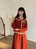 Design Concept:
This Lolita blouse in red features delicate lace detailing and a ruffled hem, creating a festive and whimsical aesthetic perfect for autumn and winter. The soft, breathable fabric ensures comfort while maintaining a structured, elegant look. Its playful yet refined design makes it ideal for daily wear, Christmas celebrations, tea parties, or casual Lolita gatherings.