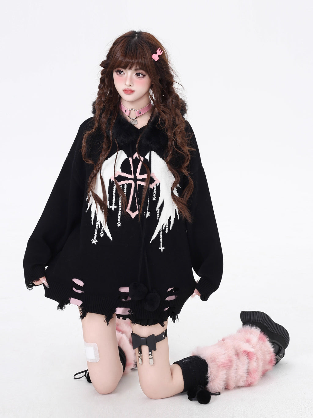 Design Concept:
This Lolita Coat piece in classic black combines sweet and cute aesthetics with cozy practicality. Crafted for winter casual wear, the hoodie features a soft, removable faux fur collar, allowing you to switch up your style while staying warm. Its loose fit ensures comfort, while the playful Lolita-inspired design adds a whimsical touch to everyday outfits. Perfect for layering over skirts or pants, it’s ideal for streetwear, casual outings, or seasonal cozy looks.