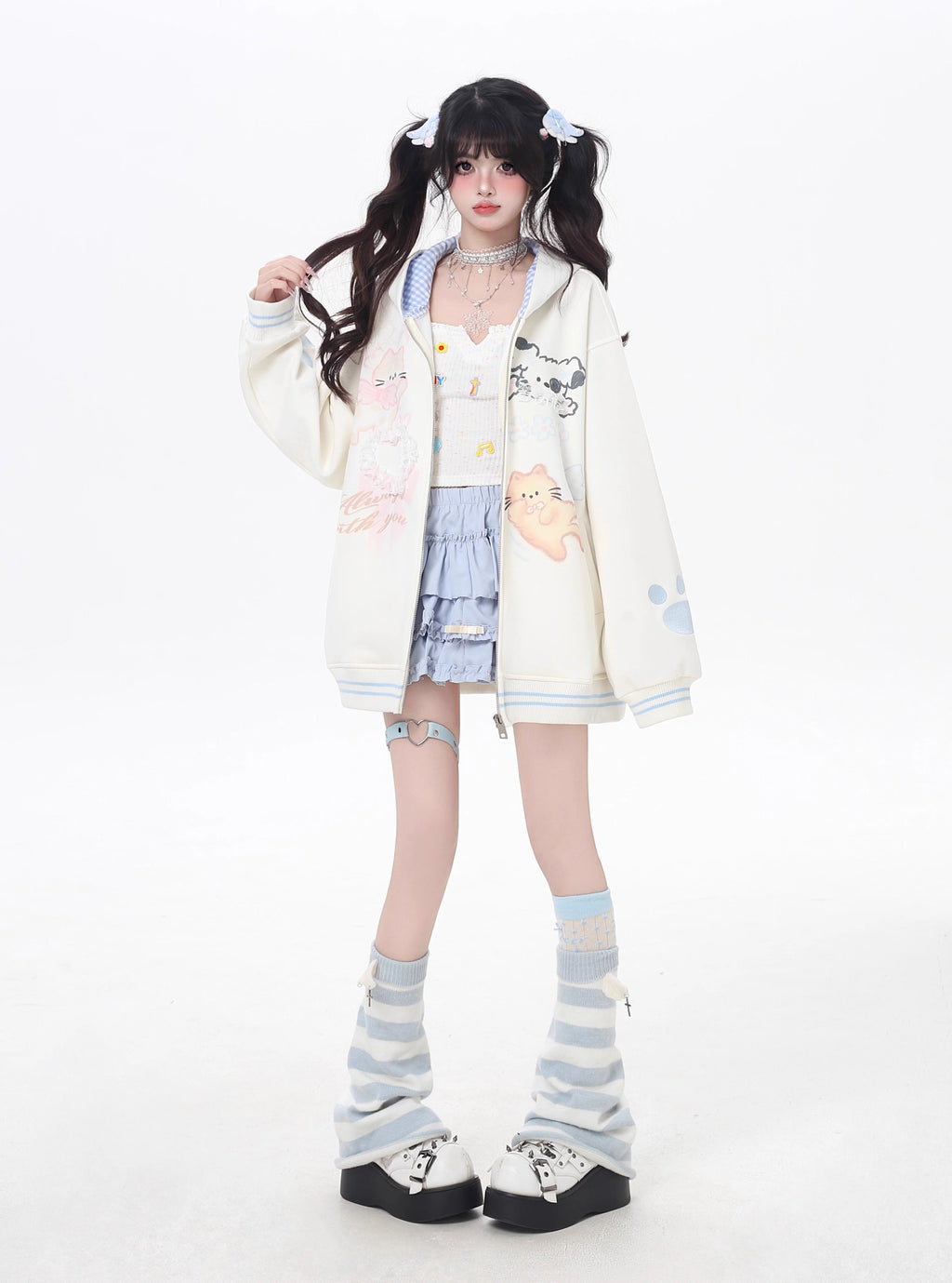 This adorable hoodie combines sweet lace accents with a playful kitten print in classic black and white. The relaxed fit and soft fabric offer everyday comfort, while the checkered pattern and lace details add a touch of romantic charm. Perfect for expressing a love for all things cute and cozy this autumn.