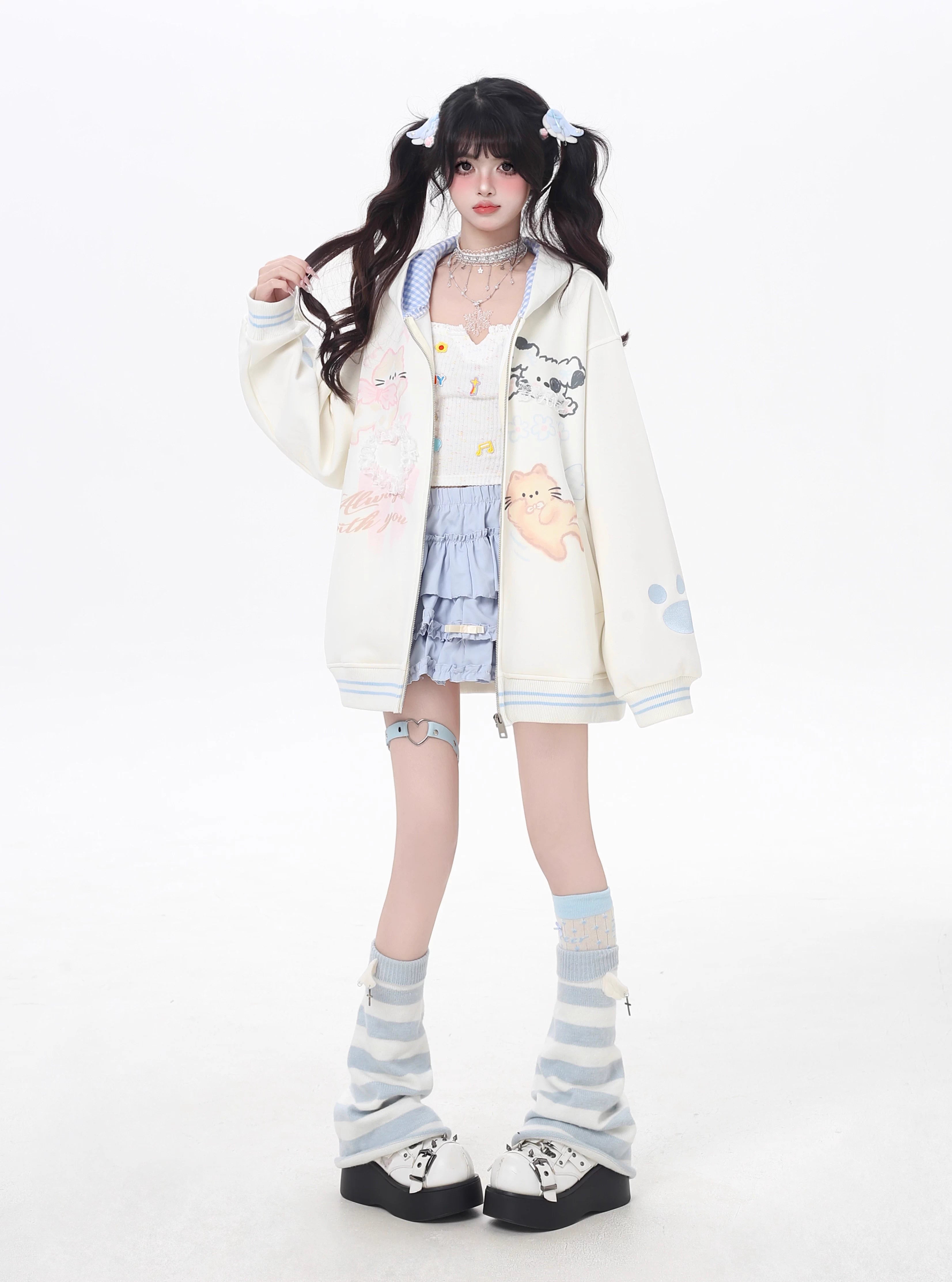This adorable hoodie combines sweet lace accents with a playful kitten print in classic black and white. The relaxed fit and soft fabric offer everyday comfort, while the checkered pattern and lace details add a touch of romantic charm. Perfect for expressing a love for all things cute and cozy this autumn.