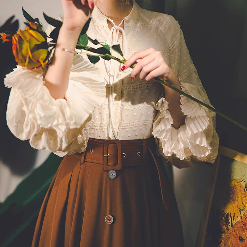 Design Concept:
This Lolita-style blouse in light apricot captures the elegance of Victorian fashion with its refined lantern sleeves and graceful double-layered design. Crafted from soft, breathable fabric, it offers both comfort and sophistication. The delicate tailoring highlights a timeless charm, making it perfect for pairing with skirts, jumpers, or corsets. Suitable for daily wear, casual outings, or elegant gatherings, this blouse adds a touch of classic romance to any Lolita wardrobe.