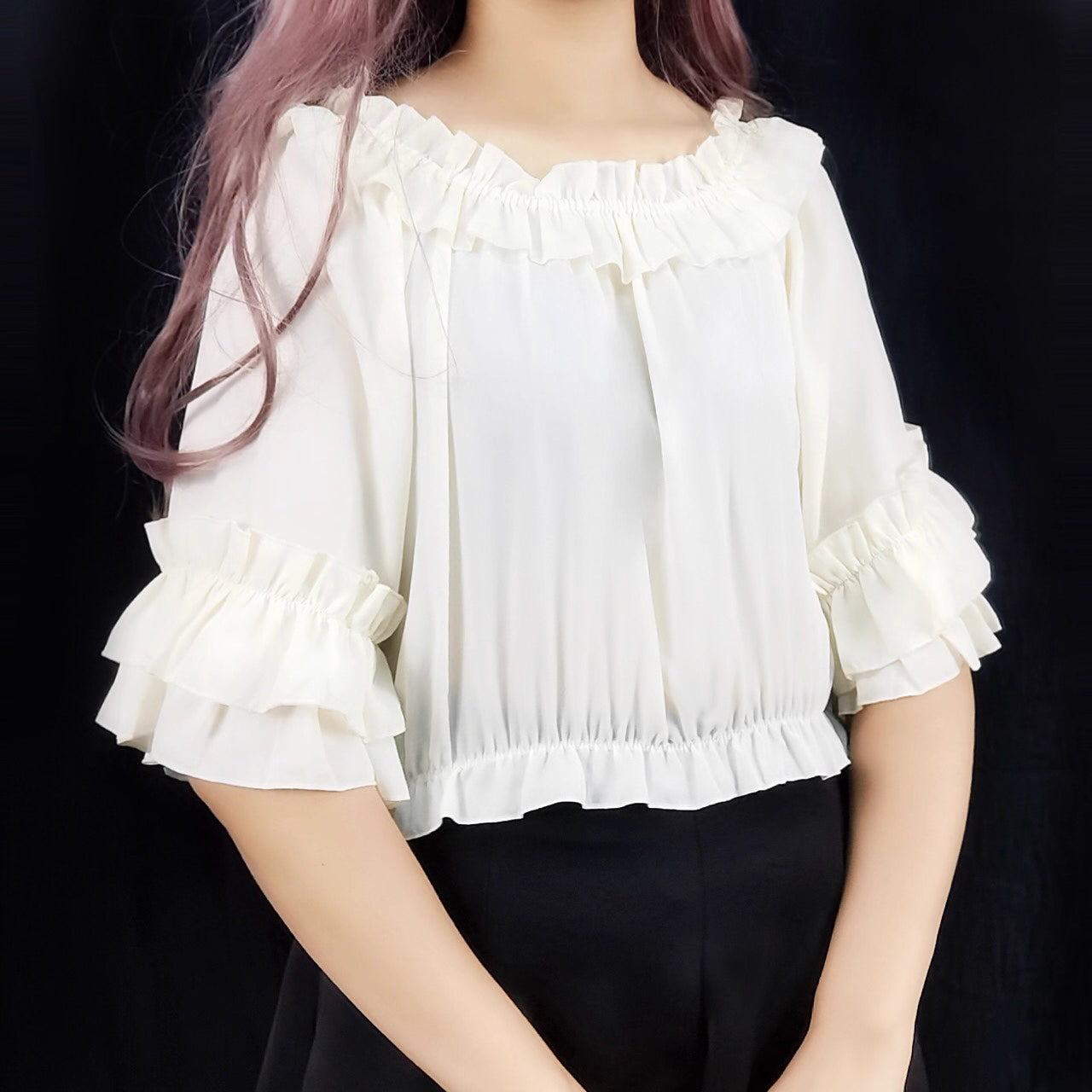 Design Concept:
This Lolita blouse captures a playful yet elegant summer aesthetic with its off-shoulder square neckline and delicate ruffle trims. The short-sleeve, loose-fit design ensures both comfort and style, making it an essential layering piece for Lolita wardrobes. Available in White and Black, it offers versatile choices for sweet or Gothic-inspired looks.