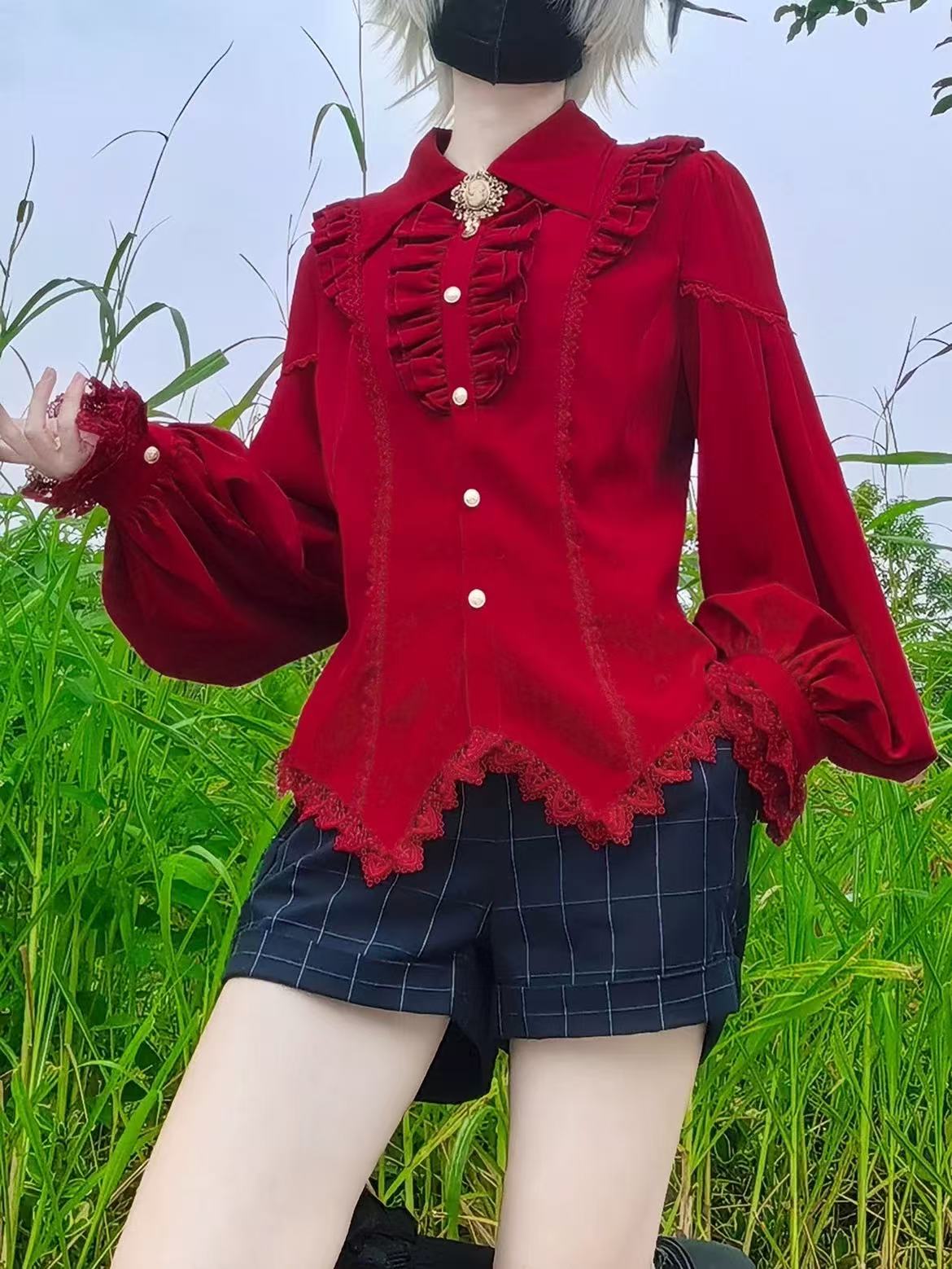 Design Concept:
This Lolita blouse features a pointed collar and long sleeves, crafted in a slim-fit vintage silhouette that blends classic elegance with modern Lolita charm. Available in White, Black, Burgundy, Gray, Beige, and Coffee, it offers versatile styling options to suit various outfits and occasions. The delicate tailoring and subtle detailing create a refined, timeless look, perfect for daily wear, tea parties, or seasonal Lolita ensembles.