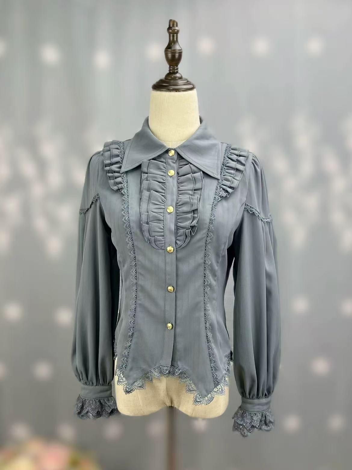 Design Concept:
This Lolita blouse features a pointed collar and long sleeves, crafted in a slim-fit vintage silhouette that blends classic elegance with modern Lolita charm. Available in White, Black, Burgundy, Gray, Beige, and Coffee, it offers versatile styling options to suit various outfits and occasions. The delicate tailoring and subtle detailing create a refined, timeless look, perfect for daily wear, tea parties, or seasonal Lolita ensembles.