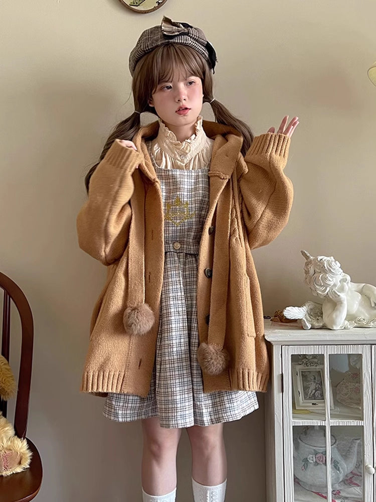 Design Concept:
Embrace a cozy, casual Lolita look with this multicolor hooded knit cardigan. Crafted from soft, high-quality yarn, the open-front design and relaxed fit provide comfort and ease of movement, while the cute hood adds a playful touch. Perfect for daily wear, casual outings, or tea party gatherings, this cardigan combines vintage charm with modern comfort for a versatile wardrobe staple.